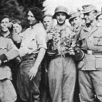 Колишні українські поліцаї з 115 і 118 батальйонів серед французьких повстанців після переходу на їх бік. 1944